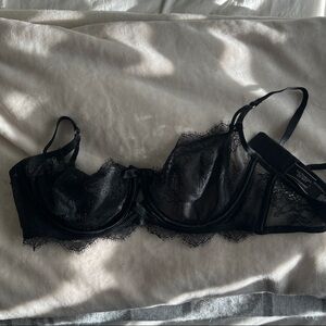 Victoria's Secret Black Lace Underwire Bra